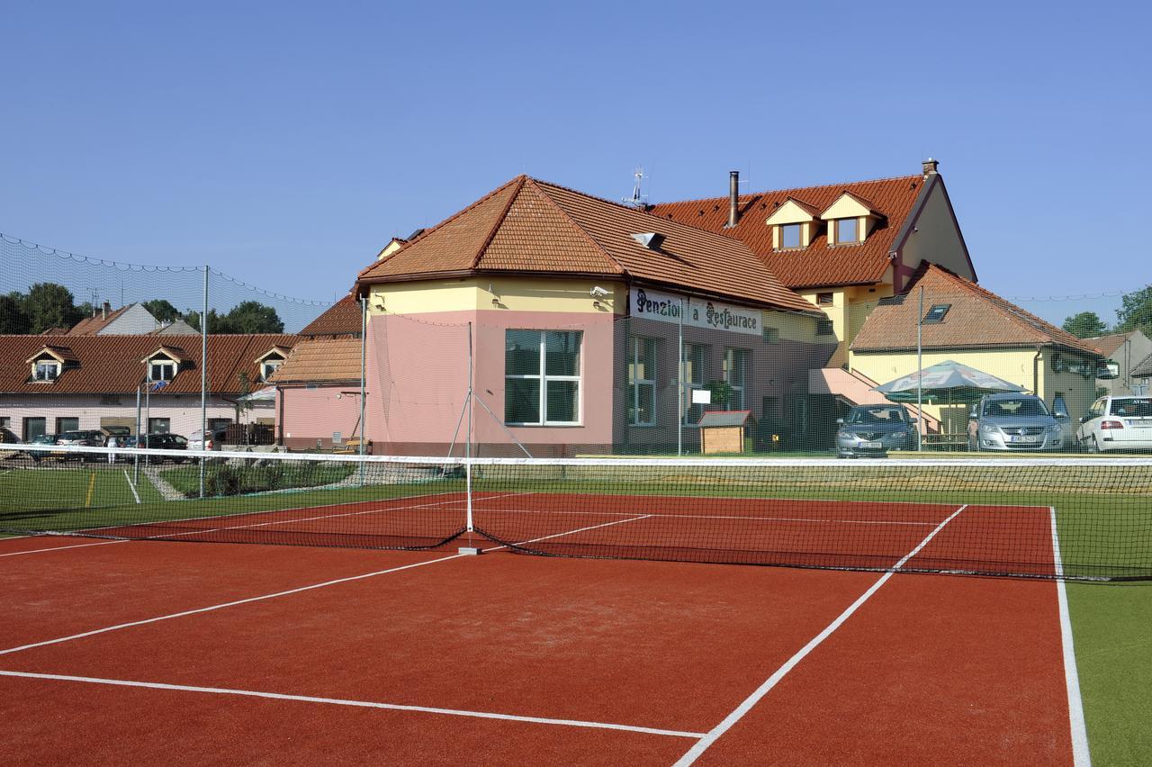 Wellness Penzion Kromeriz - Zlobice Экстерьер фото